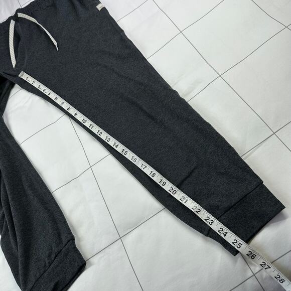 Vuori Pants Womens Small Gray Charcoal Performance Jogger Athletic Sporty Travel - Picture 9 of 11